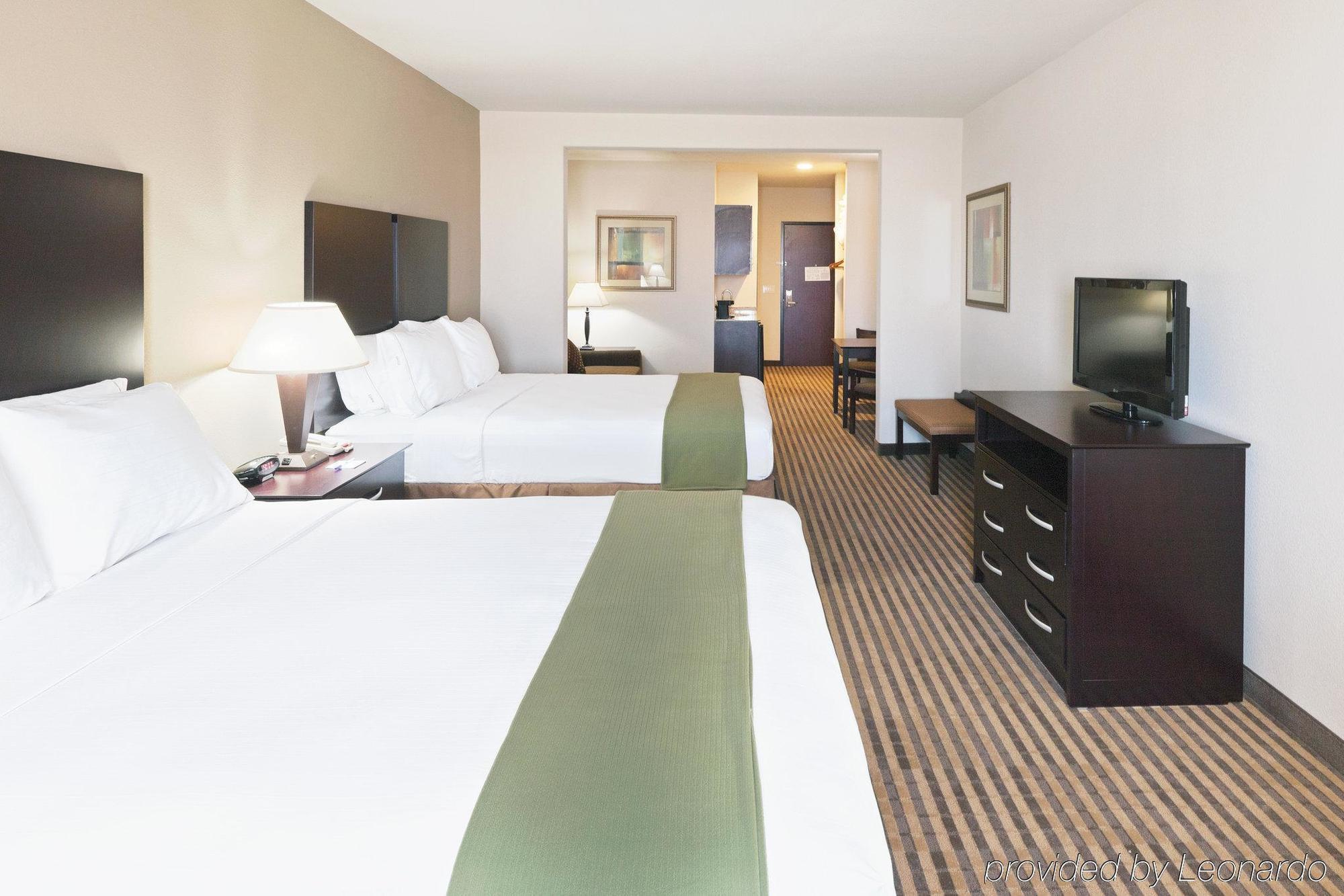 Holiday Inn Express & Suites Brady By Ihg Pokój zdjęcie