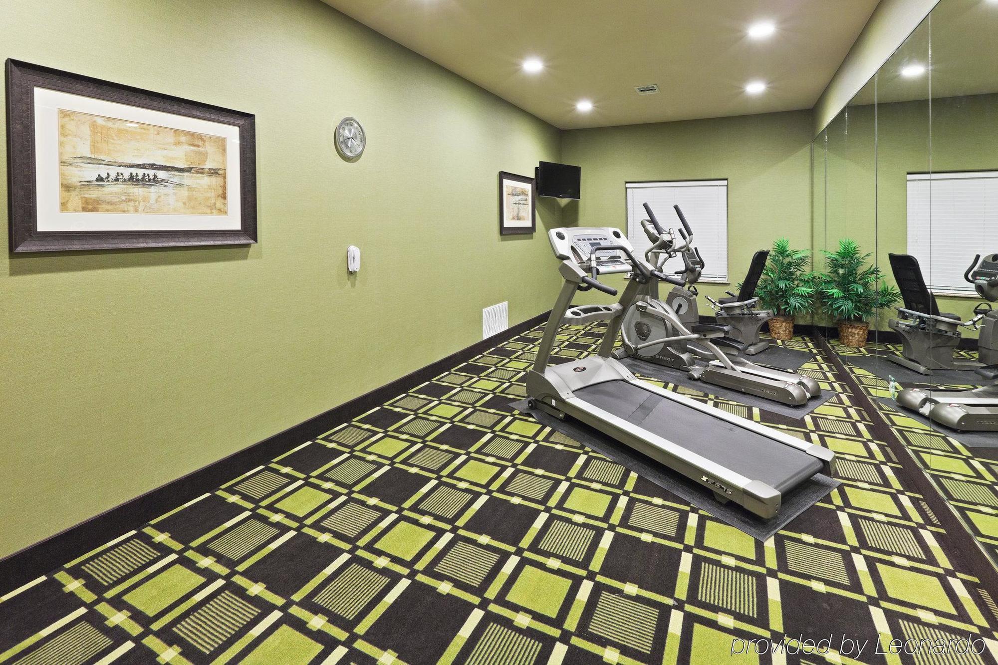 Holiday Inn Express & Suites Brady By Ihg Udogodnienia zdjęcie